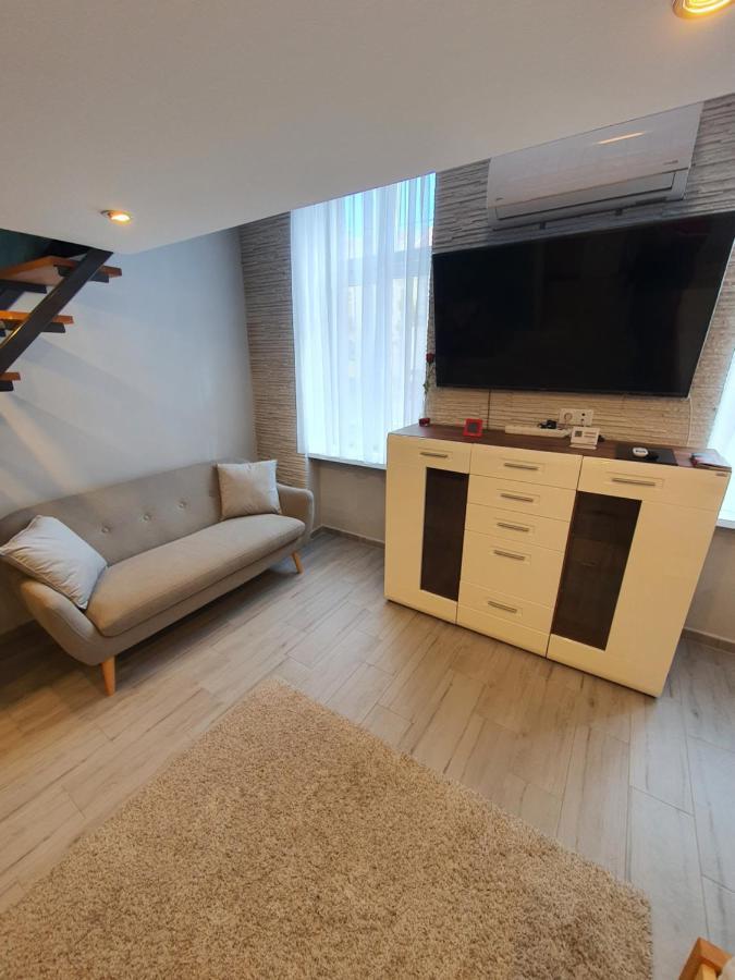 Belvarosi Exkluziv Loft Debrecen Exterior photo